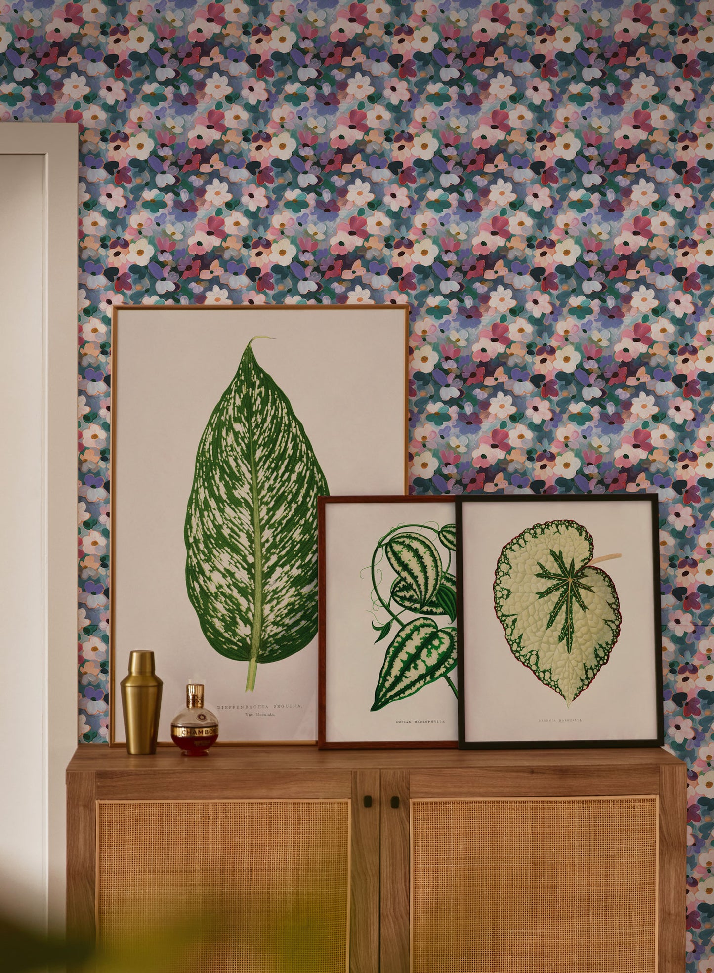 Idylle fleurie, Papier peint