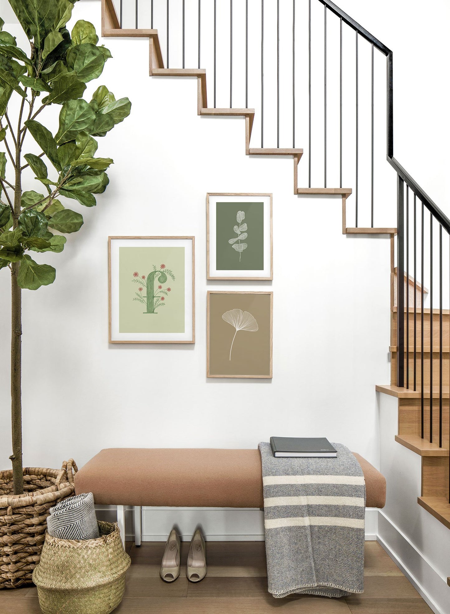 Modern minimalist botanical illustration poster with lined leaves - Lifestyle Trio - Entryway