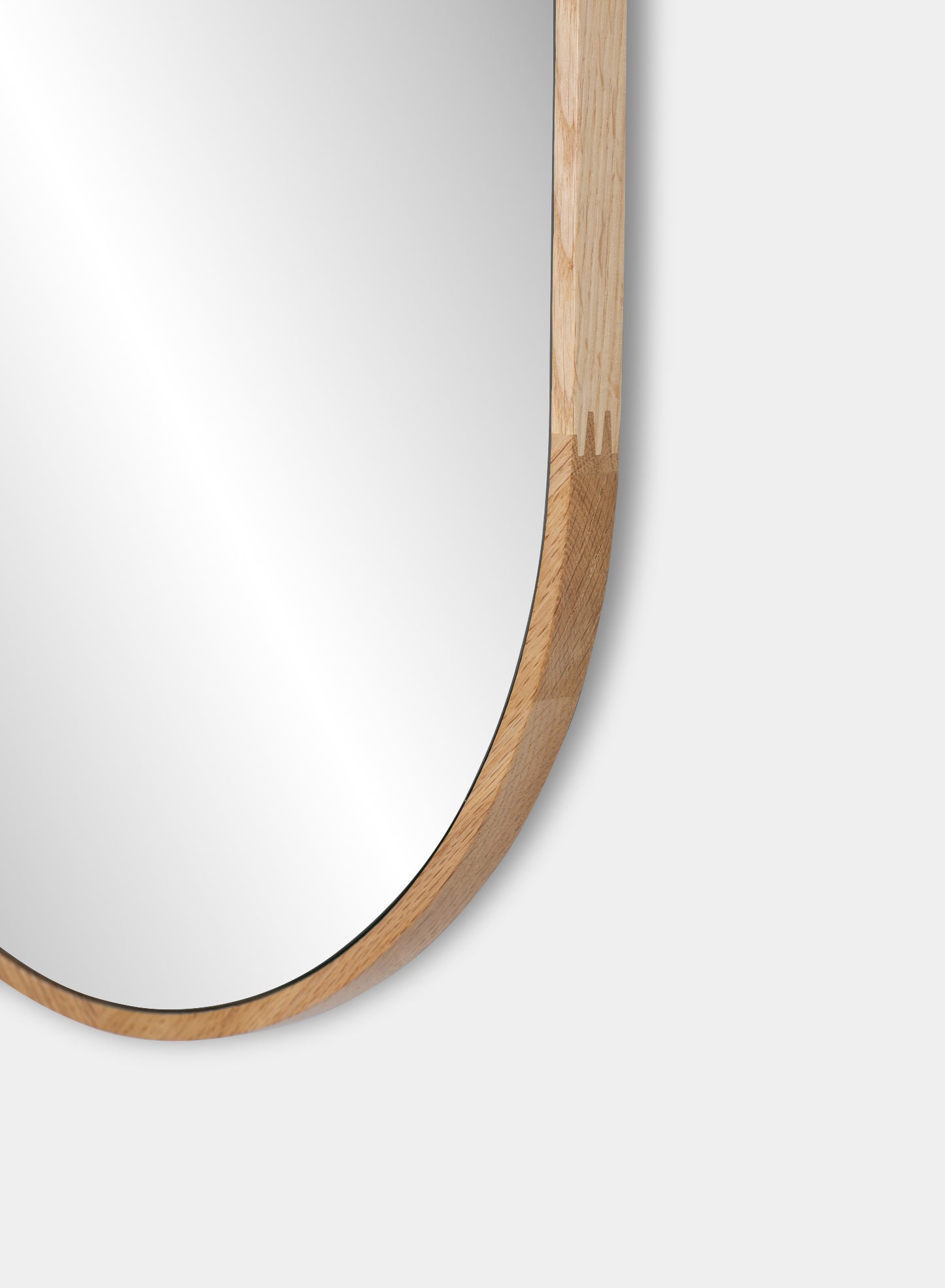 Luna Oval Mirror – Natural, Oak Frame, 15x26 in | 38x66 cm