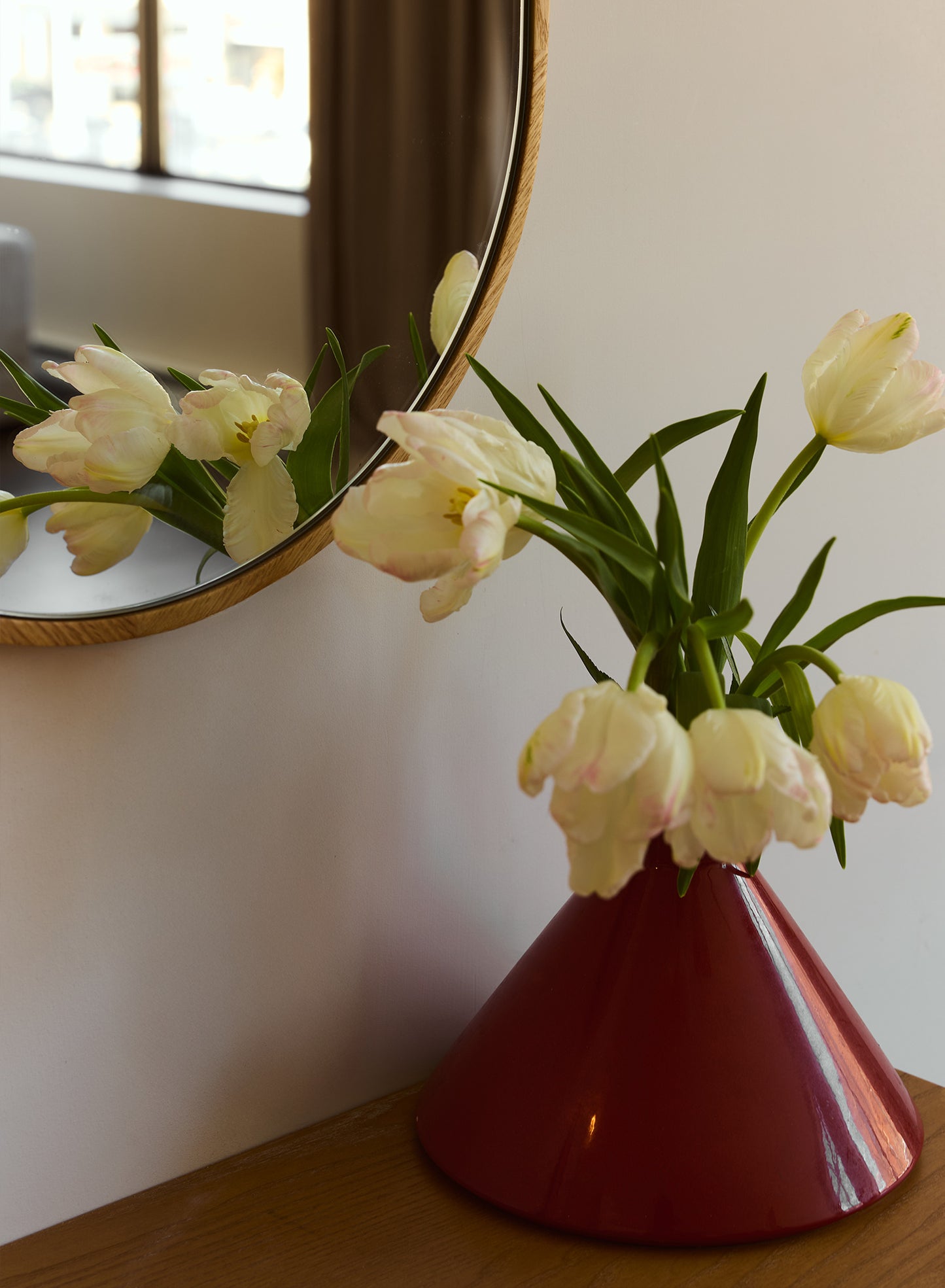 Luna Oval Mirror – Natural, Oak Frame, 15x26 in | 38x66 cm