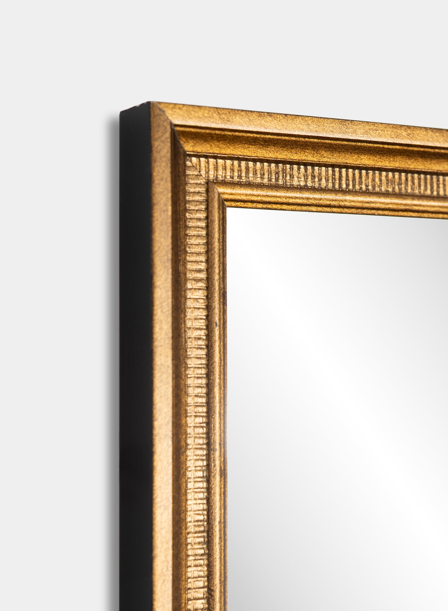 Darla Vintage Rectangular Mirror – Solid Pine Wood, 24x36 in | 61x91 cm
