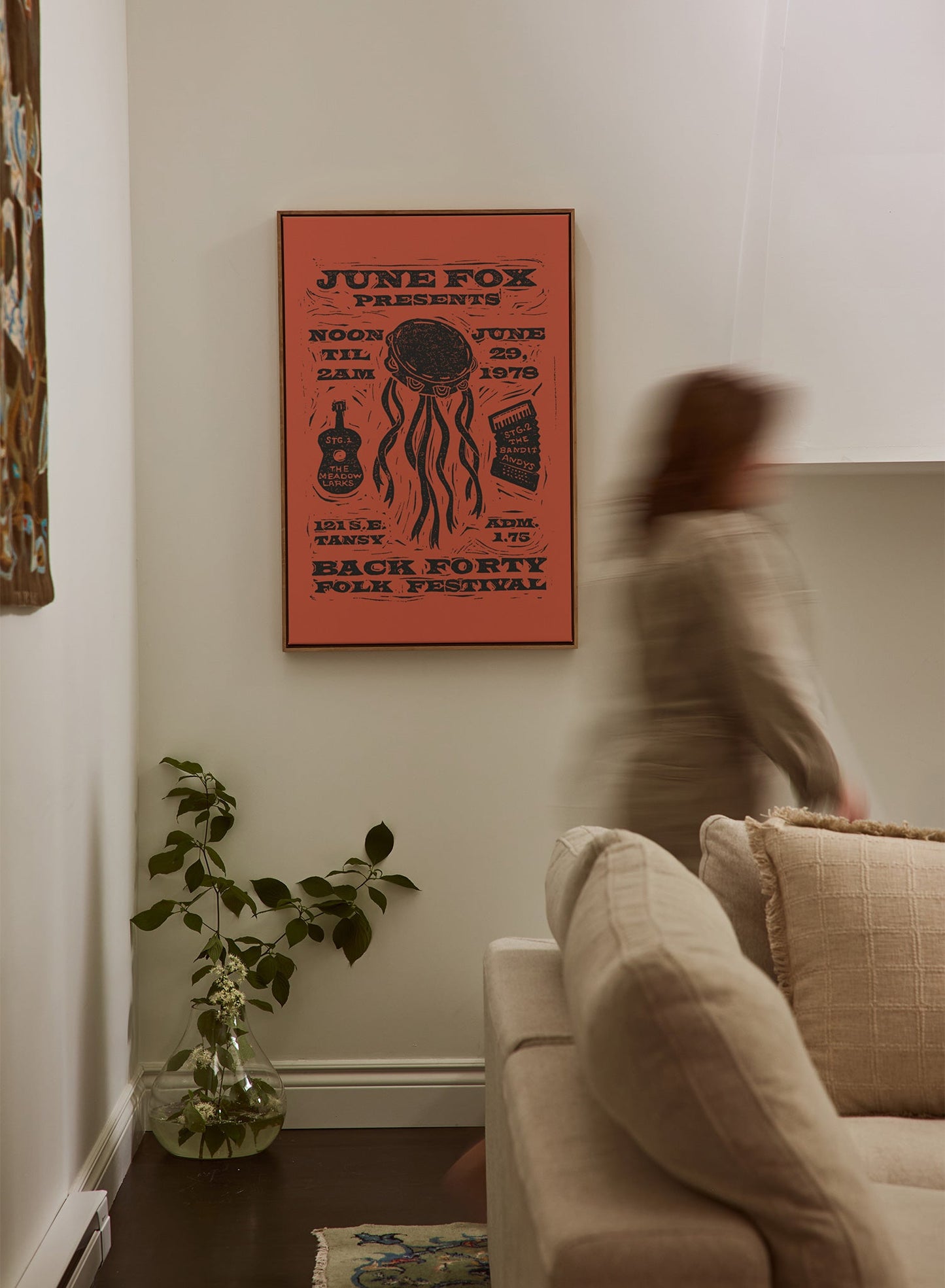 Bring Your Banjo, Canvas